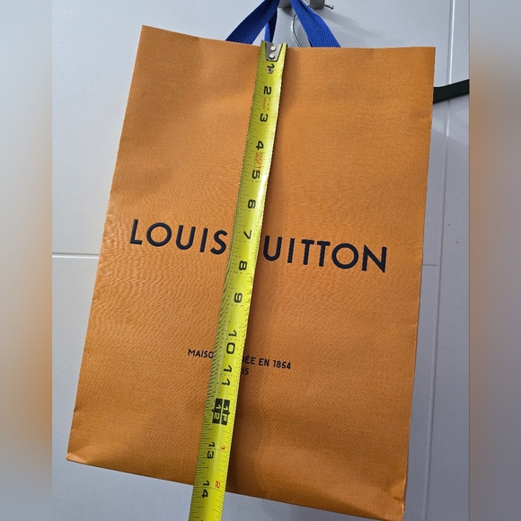 Lv paper bag and box - Picture 6 of 10
